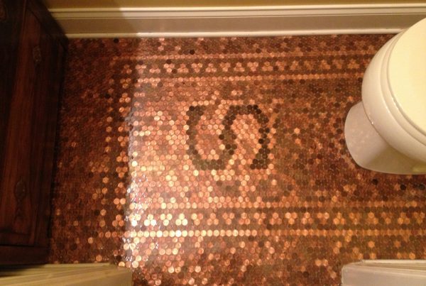 Piso de resina e moeda